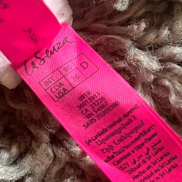 La Senza Remix Push Up Plunge 36D Bras - Picture 3 of 3